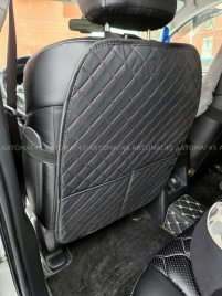 Maximal Защита  заднего сиденья с карманом экокожа черная с красной ниткой ромб соты 62х49см   