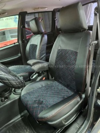 Авточехлы  Нива Шевроле 2014-2020г Niva Travel с 2020г экокожа алькантара черная с серой ниткой ромб