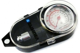 Вымпел  манометр шинный до 7 Атм стрелочный в футляре   