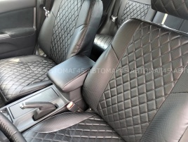 Авточехлы  Honda Хонда CR-V 2012-2018г экокожа черная черная нить ромб   
