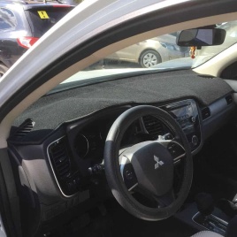 Накидка на панель Mitsubishi Outlander 3 Мицубиси Аутлендер 3 с 2012г карпет 