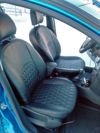 Авточехлы  Renault Logan Stepway с 2013г Renault Sandero Stepway с 2015г экокожа черная соты Ростов