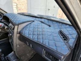 Накидка на панель ВАЗ 2114 2115 только европанель с синей ниткой экокожа