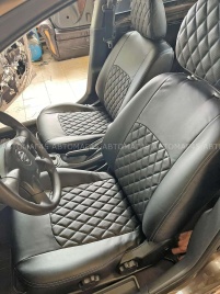 Авточехлы  Nissan X-Trail Ниссан Х-Трейл 2007-2014г кузов T31 экокожа черная серая нить ромб   