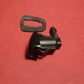 F104 Форсунка стеклоомывателя лобового стекла Toyota 