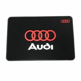 Коврик  на панель противоскользящий Audi   