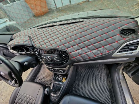 Накидка на панель Lada Vesta седан Веста Lada SW Vesta SW Cross с красной ниткой экокожа  фото 6