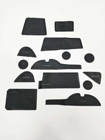 Коврики в ниши Toyota Rav4 2016-2019г черные черный буквы 14пр. фото 2