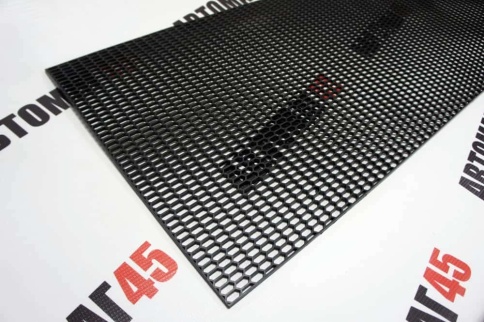 Защитная сетка на решетку радиатора ячейка сота 1x1.5 см мелкая черная 119х40см    фото 1