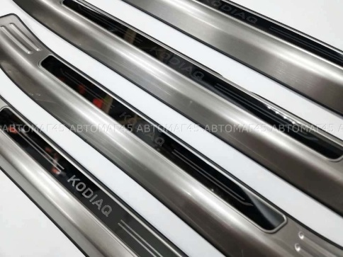 Накладки на внутр пороги Skoda Kodiaq Шкода Кодиак 2016-2023г широкие алюминий 4шт фото 5