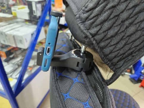 Крючок держатель складной для телефона серебристый GG-02   фото 5