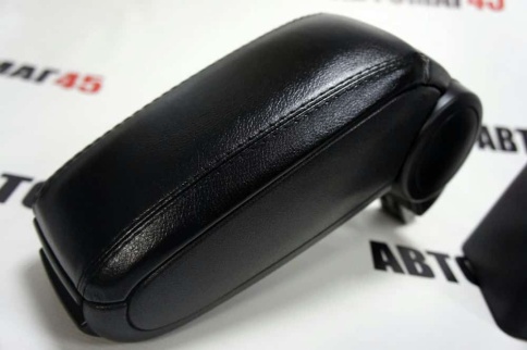 Подлокотник Logan до 14г с 14г при наличии консоли Largus Sandero Almera с 13г штат вставной в подст фото 5