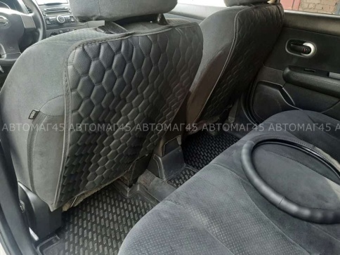 Защита  заднего сиденья без кармана экокожа черная черно-серая ромб соты 63х48см    фото 5