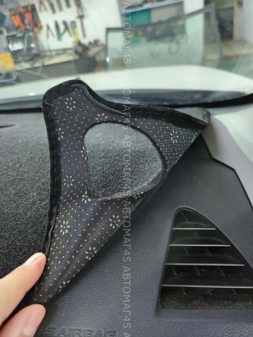 Накидка на панель Mitsubishi Lancer 10 Мицубиси Лансер 10 с 2007г карпет Maximal фото 6