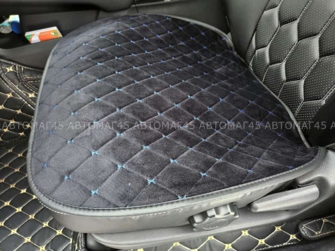 Maximal  Накидка на сиденье на силиконе велюр черный c синей ниткой 55 x 50 см 1шт    фото 6