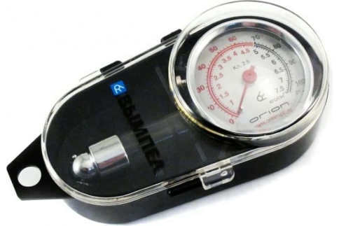 Вымпел  манометр шинный до 7 Атм стрелочный в футляре    фото 1