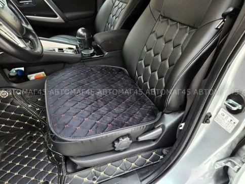 Maximal  Накидка на сиденье на силиконе велюр черный c красной ниткой 55 x 50 см 1шт    фото 1