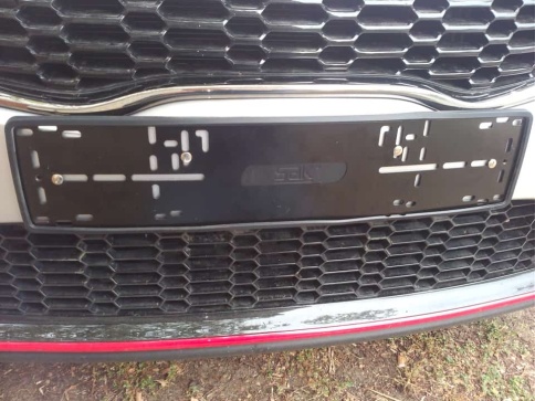 SAK рамка номерного знака силиконовая со стальной основой черный комплект 2шт    фото 3