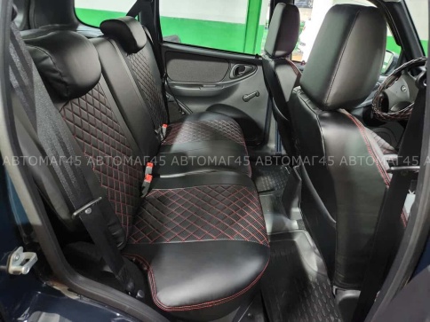 Авточехлы  Нива Шевроле Niva 2014-2020г Нива Travel с 2020г экокожа черная с красной ниткой ромб фото 12