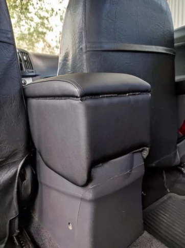 Подлокотник  Hyundai Elantra Хендай Элантра 2006-2011г экокожа    фото 7