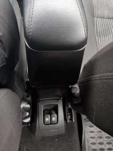 Подлокотник Logan до 14г Logan с 14г при наличии консоли Largus Sandero Almera 13г с адаптером AR902 фото 6