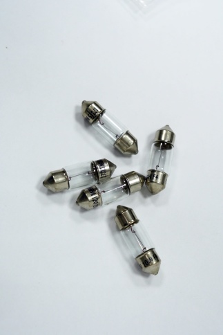 Narva  лампа Т10 10Вт 12V салонная 30мм    фото 2