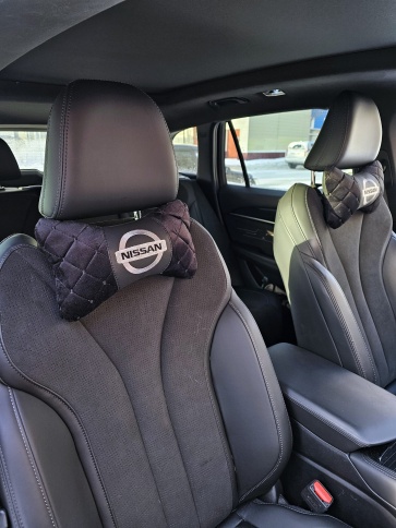 Подушка  под шею с лого Nissan 2шт фото 6