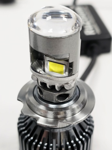 Ruzoom A80C светодиодные лампы LED линза 2шт H7 12В 110W 5700K 13000Lm с обманкой гар 6мес фото 5