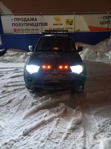 Дневные ходовые на решетку радиатора F2-5 5шт 12/24v    фото 2