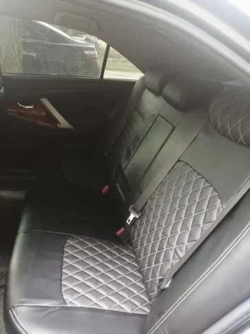 Авточехлы  Toyota Camry Тойота Камри 2012-2018г кузов V50-55 экокожа черная красная нить ромб    фото 3