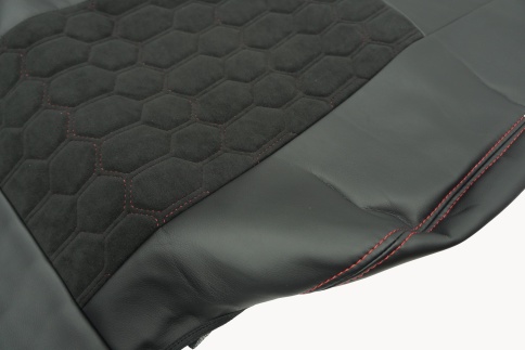 Авточехлы  Toyota Corolla Тойота Королла 2007-2013г кузов 150 экокожа алькант черная крас.нить Соты фото 5