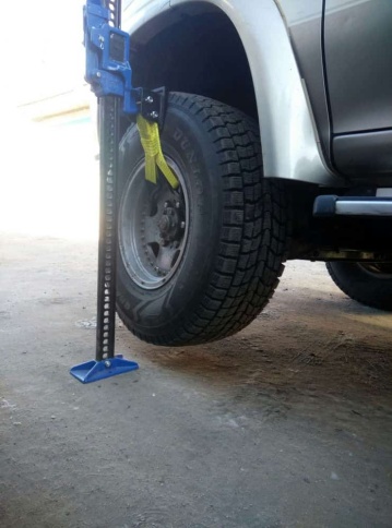 МаякАвто  домкрат 3т реечный 48" высота 130-1200мм    фото 4