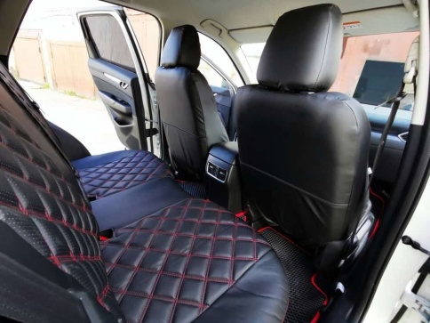 Авточехлы  Mazda CX-5 Мазда СХ-5 низ 3/3 верх 3/3 экокожа черная красная нить ромб    фото 7