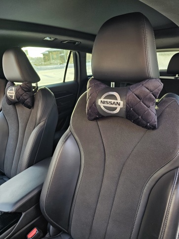 Подушка  под шею с лого Nissan 2шт фото 2