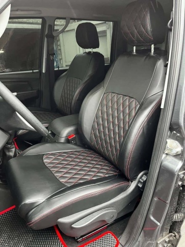 Авточехлы  УАЗ Patriot Патриот с 19г с увеличен.боковой поддержкой экокожа черный с красной нит ромб фото 6