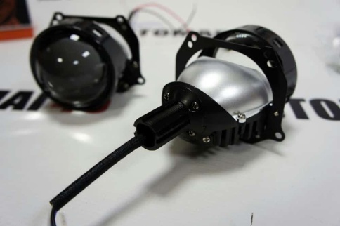 Aozoom  A5 светодиодные Би-Led линзы 3.0" 12V 35W 5500K гарантия 12 месяцев    фото 3