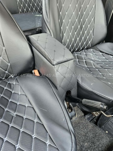 Подлокотник  ВАЗ 2101 2107 черный с черной ниткой ромб экокожа эко    фото 6