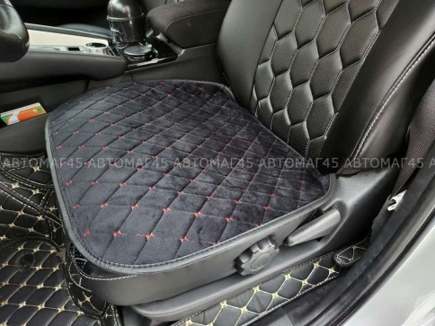 Maximal  Накидка на сиденье на силиконе велюр черный c красной ниткой 55 x 50 см 1шт    фото 3