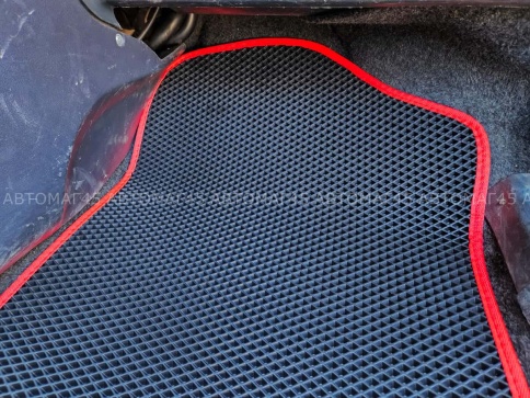 EVA ЭВА  коврики в салон ВАЗ 2109 2114 2115 черные красный кант рисунок ромб  комплект 5шт    фото 4