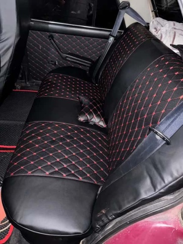 Авточехлы  ВАЗ 2107 экокожа черный с красной ниткой ромб Барс   фото 6