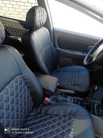 Авточехлы  Kia Spectra Киа Спектра 2004-2011г экокожа черная серая нить ромб    фото 5