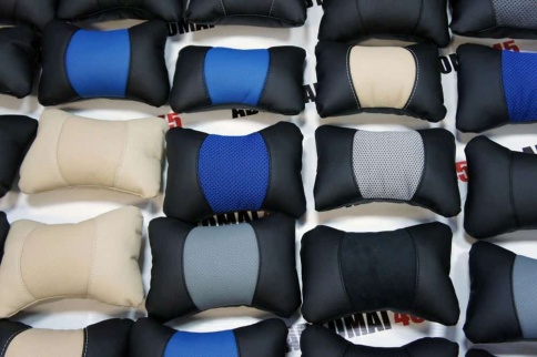 Подушка  под шею экокожа и ткань    фото 4