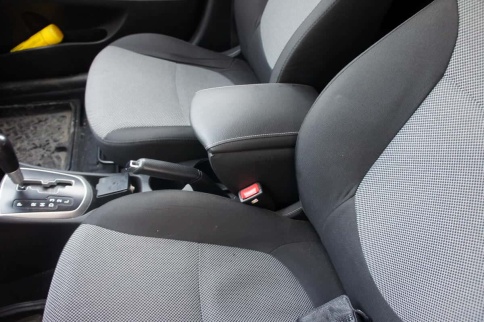 Подлокотник  Hyundai Solaris Хендай Солярис 2011-2017г  экокожа    фото 4