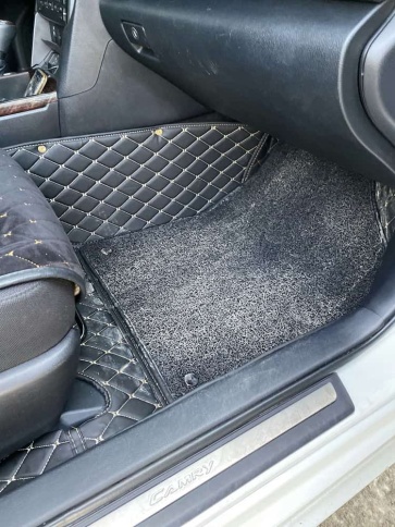 Ковры  5D экокожа Toyota Camry V40/V45 2006-2011г черный с бежевой ниткой+ворс компл Like АКЦИЯ! фото 2