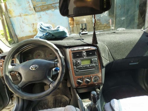 Накидка на панель Toyota Avensis T220 Тойота Авенсис Т220 1997-2001г карпет  фото 5