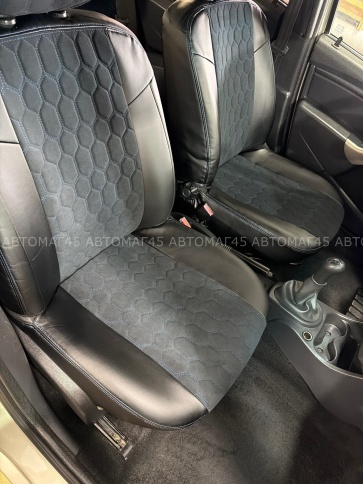 Авточехлы  Renault Logan Рено Логан 2004-2016г экокожа алькантара черная синяя нить соты    фото 1