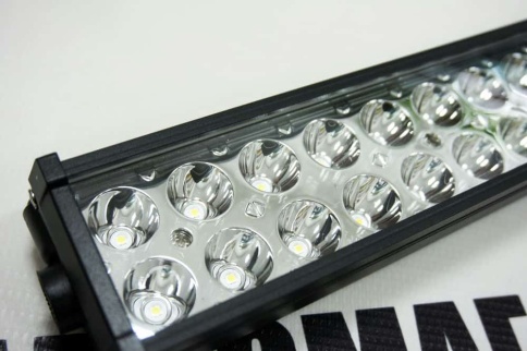 C2R Светодиодная балка 300W рабочий свет 10-30V 6500K 7900Lm 140 диодов 1300x65x45мм гарантия 3мес фото 5