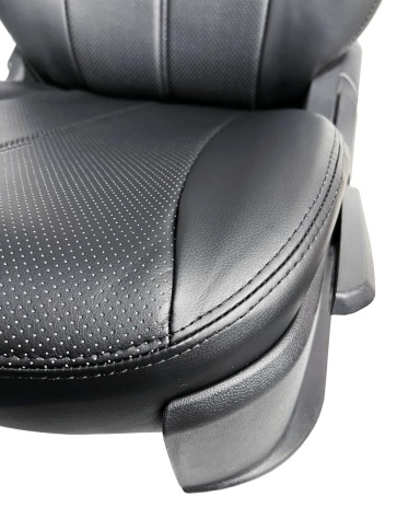 Авточехлы  Нива 4x4 урбан бронто легенд 2019-2026г экокожа черная  фото 8