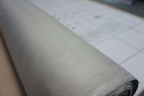 Алькантара  самоклеющаяся серебро 1м х 1,5м    фото 5