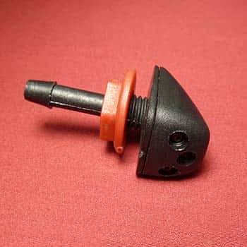 F019 Форсунка стеклоомывателя лобового стекла  фото 1